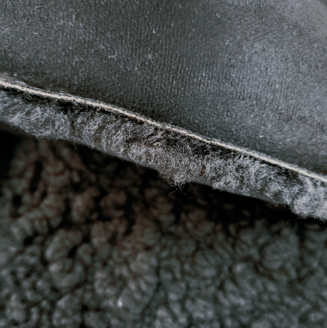 Adhésif thermofusible réactif à l'uréthane polyuréthane (PUR) pour applications textiles